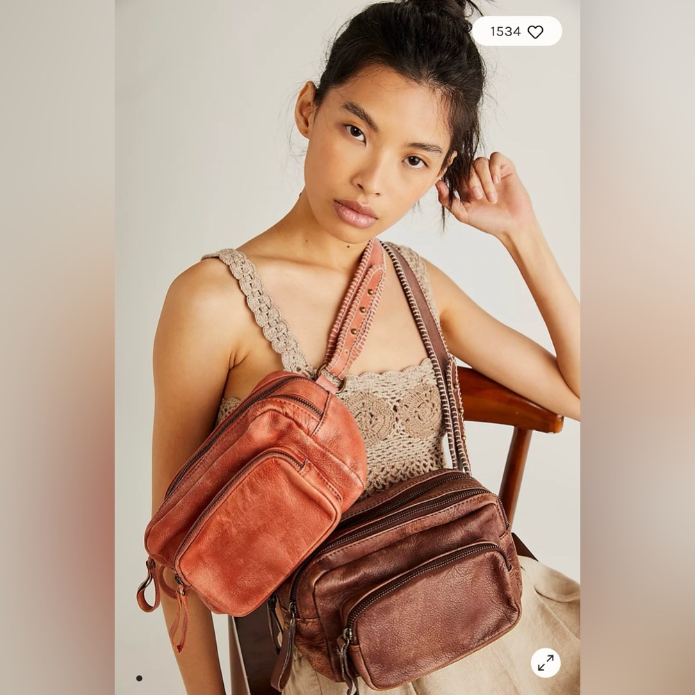 Beautifully worn leather and lots of compartments!